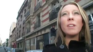 Лизати в панчохах Телиця кицька і секс за гроші дрочить кицьку з дупою